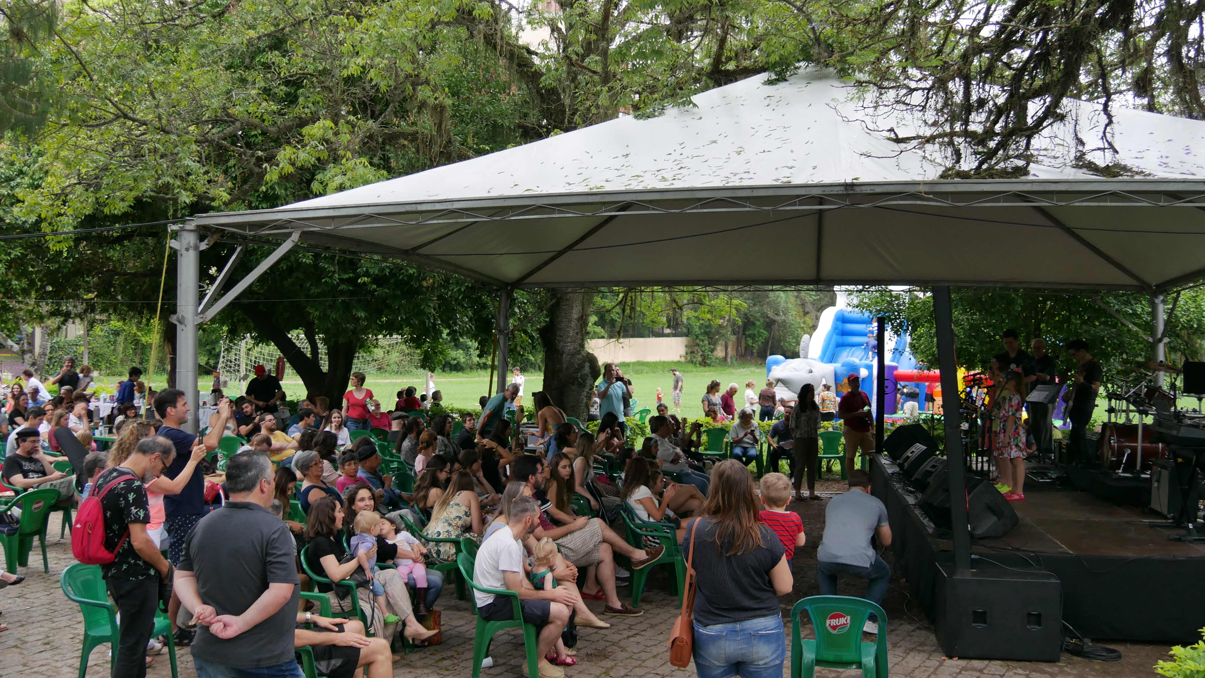 3º Lutherfest reúne cerca de 600 pessoas em Porto Alegre, RS