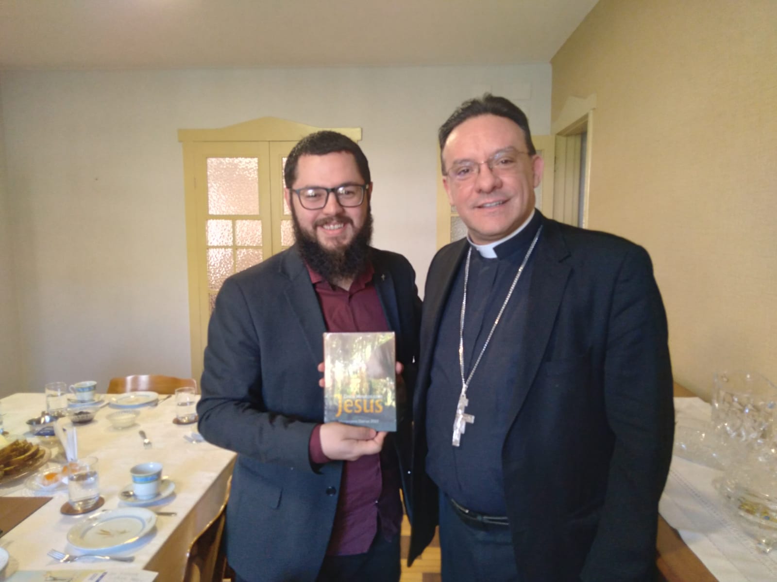 Pastor Dennis de Lima se reúne com Arcebispo de Santa Maria, RS