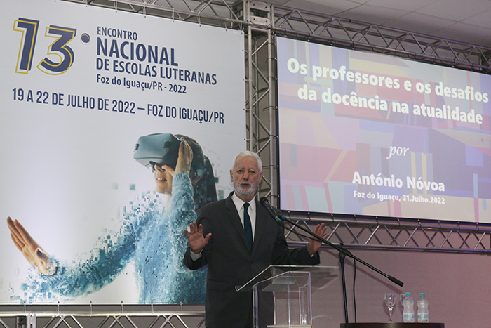 Prof. António Nóvoa 