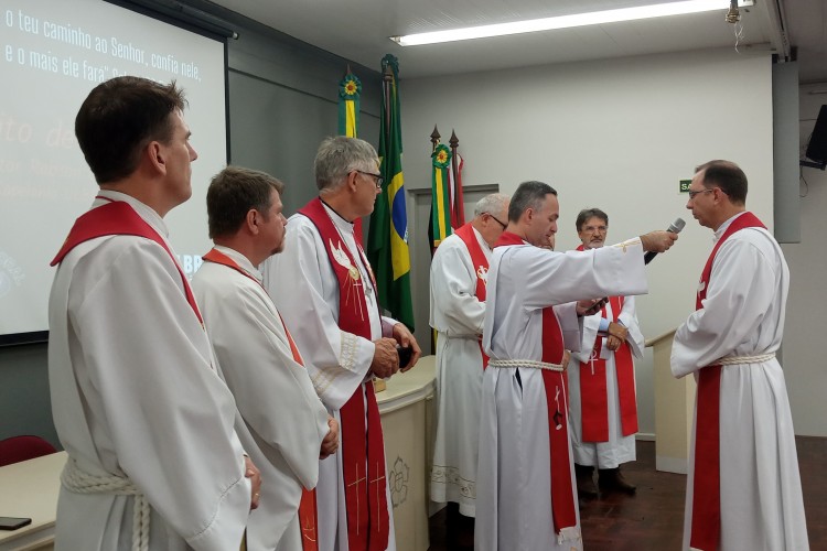 Pastor Robson Kaufmann é instalado como capelão na ULBRA São Jerônimo